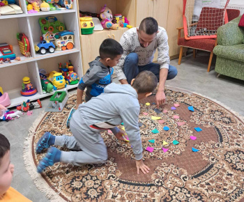 ROZVOJOVÝ TÍM V AKCII / Slamková geometria II. - foto