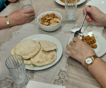 ROZVOJOVÝ TÍM V AKCII / Mamiklub - Marikľa, tradičné rómske jedlo. - foto