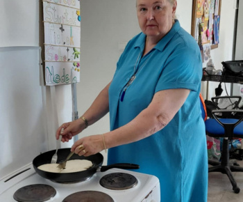 ROZVOJOVÝ TÍM V AKCII / Mamiklub - Marikľa, tradičné rómske jedlo. - foto
