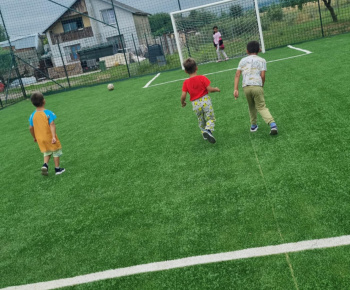 ROZVOJOVÝ TÍM V AKCII / Pohybová aktivita - Futbal. - foto