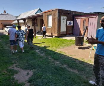 ROZVOJOVÝ TÍM V AKCII / SPOLOČNÝ KOTLÍK- Guľáš so seniormi z Jednoty dôchodcov Šamudovce  - foto