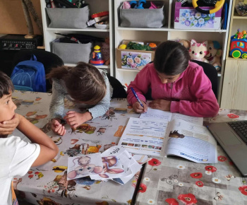 ROZVOJOVÝ TÍM V AKCII / Spoznávame jeseň a zvieratká v jeseni. - foto