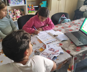 ROZVOJOVÝ TÍM V AKCII / Spoznávame jeseň a zvieratká v jeseni. - foto