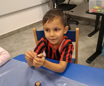 ROZVOJOVÝ TÍM V AKCII / Zvieratká z gaštanov. - foto