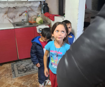 ROZVOJOVÝ TÍM V AKCII / Ruka - noha. - foto