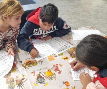 ROZVOJOVÝ TÍM V AKCII / Počítanie s obrázkami. - foto