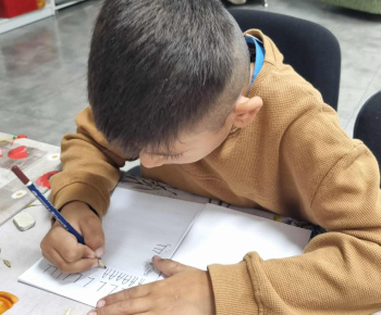 ROZVOJOVÝ TÍM V AKCII / Spočítaj a vyfarbi podľa výsledku. - foto