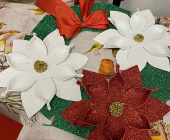 ROZVOJOVÝ TÍM V AKCII / Vianočný veniec - foto