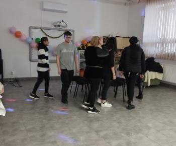 ROZVOJOVÝ TÍM V AKCII / Fašiangový karneval - foto