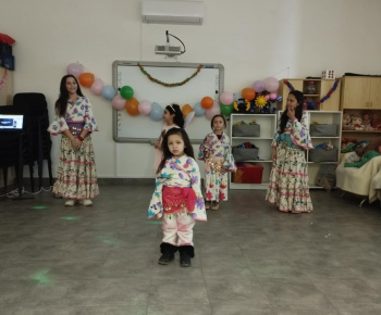 ROZVOJOVÝ TÍM V AKCII / Fašiangový karneval - foto