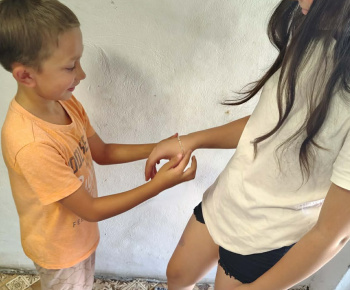 ROZVOJOVÝ TÍM V AKCII / S úsmevom medzi priateľmi. - foto