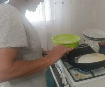 ROZVOJOVÝ TÍM V AKCII / Mamiklub - pečieme s mamičkami  - foto