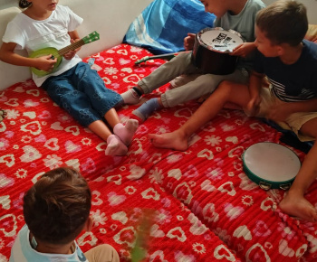 ROZVOJOVÝ TÍM V AKCII / Hudobné nástroje - foto