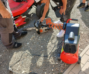 ROZVOJOVÝ TÍM V AKCII / Základy údržby pracovného náradia - foto