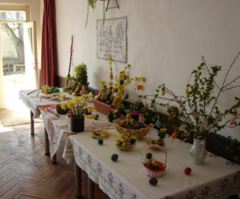 Výstava jarných a veľkonočných dekorácií 2011