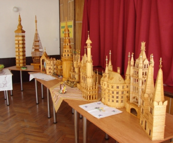 Výstava jarných a veľkonočných dekorácií 2011