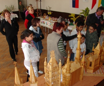 Výstava jarných a veľkonočných dekorácií 2011