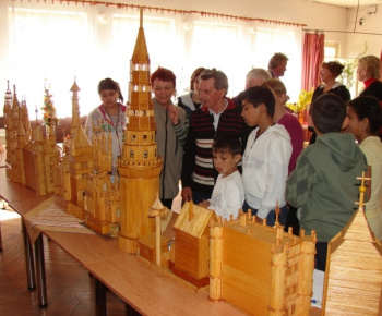 Výstava jarných a veľkonočných dekorácií 2011