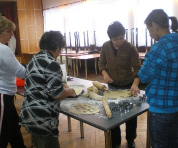 Pečenie perníkov 2010