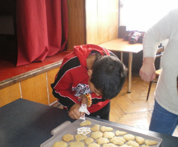 Pečenie perníkov 2010
