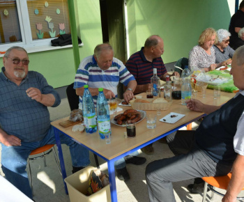 Opekacka dochodcov