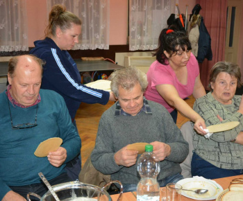 Katarínska kapustnica a pečenie vianočných oblátok